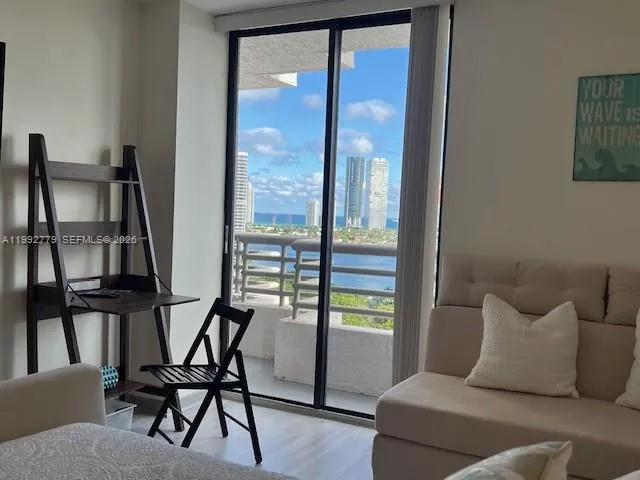 3300 NE 191st St #1916 Aventura, FL 33180