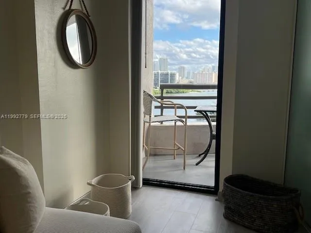 3300 NE 191st St #1916 Aventura, FL 33180