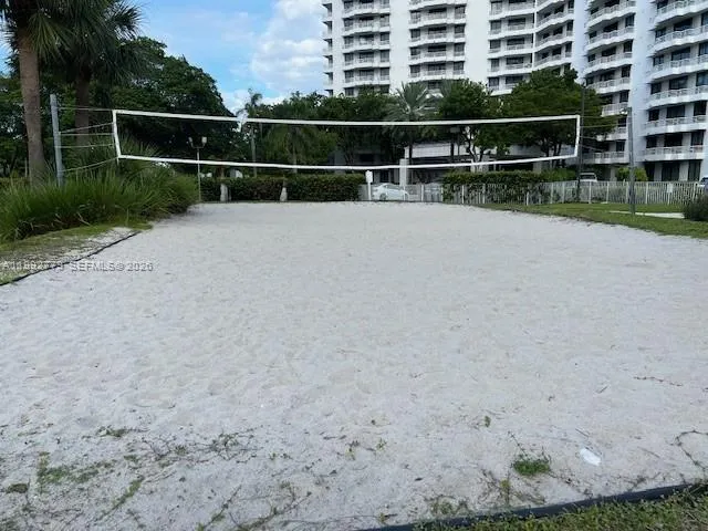 3300 NE 191st St #1916 Aventura, FL 33180