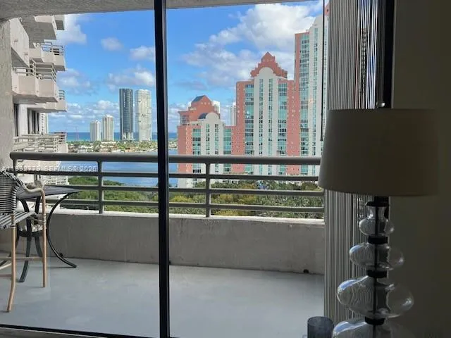 3300 NE 191st St #1916 Aventura, FL 33180