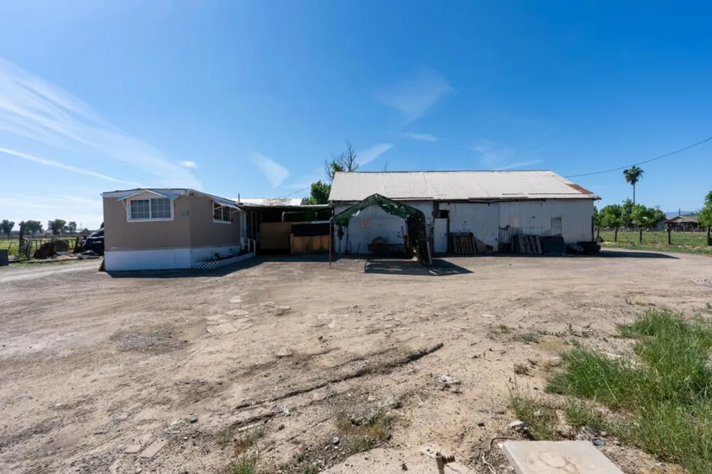 23429 Highway 152 Los Banos, CA 93635