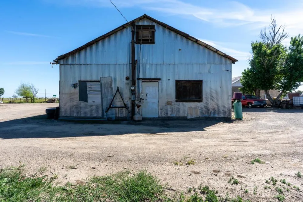23429 Highway 152 Los Banos, CA 93635
