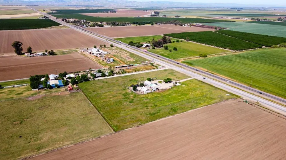 23429 Highway 152 Los Banos, CA 93635