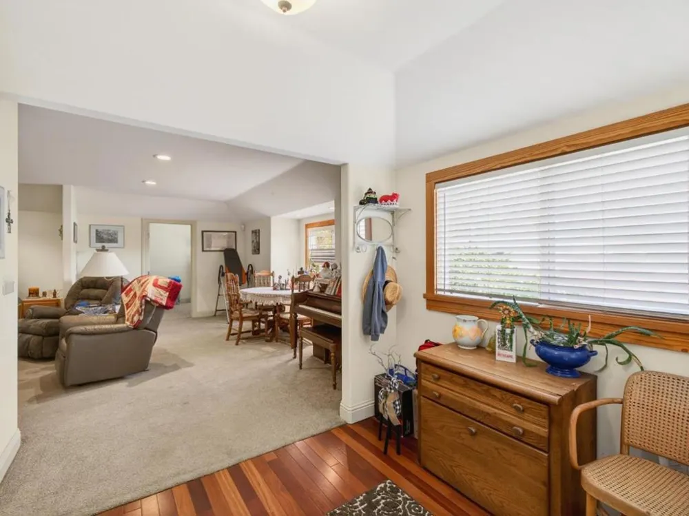209 Hames Road Corralitos, CA 95076