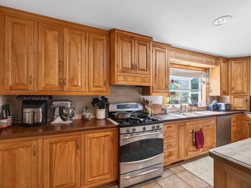 209 Hames Road Corralitos, CA 95076