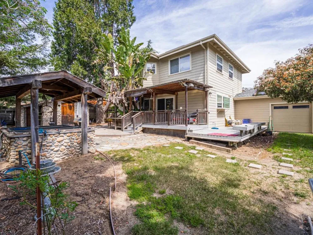 209 Hames Road Corralitos, CA 95076