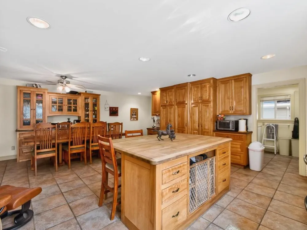 209 Hames Road Corralitos, CA 95076