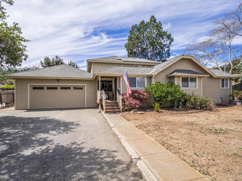 209 Hames Road Corralitos, CA 95076