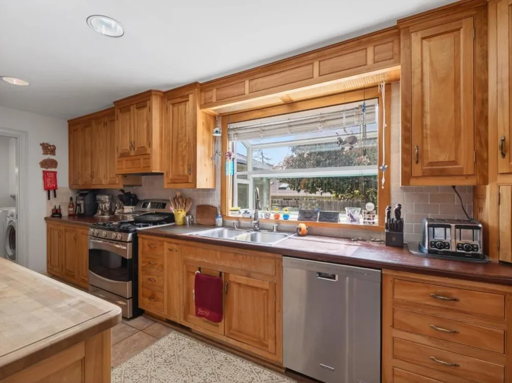 209 Hames Road Corralitos, CA 95076