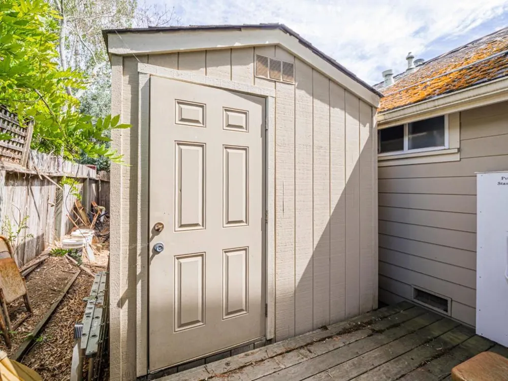 209 Hames Road Corralitos, CA 95076