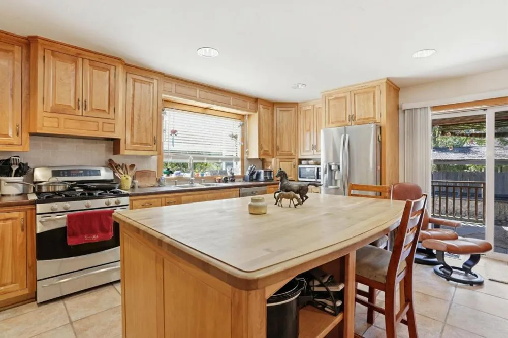 209 Hames Road Corralitos, CA 95076