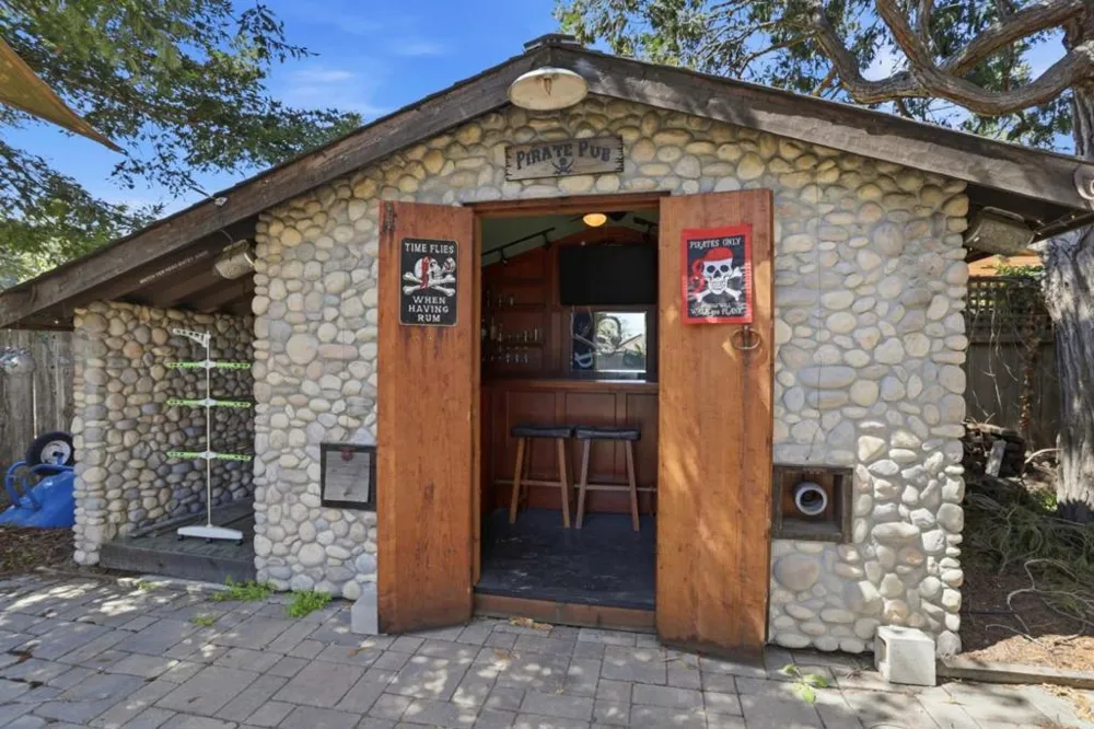 209 Hames Road Corralitos, CA 95076