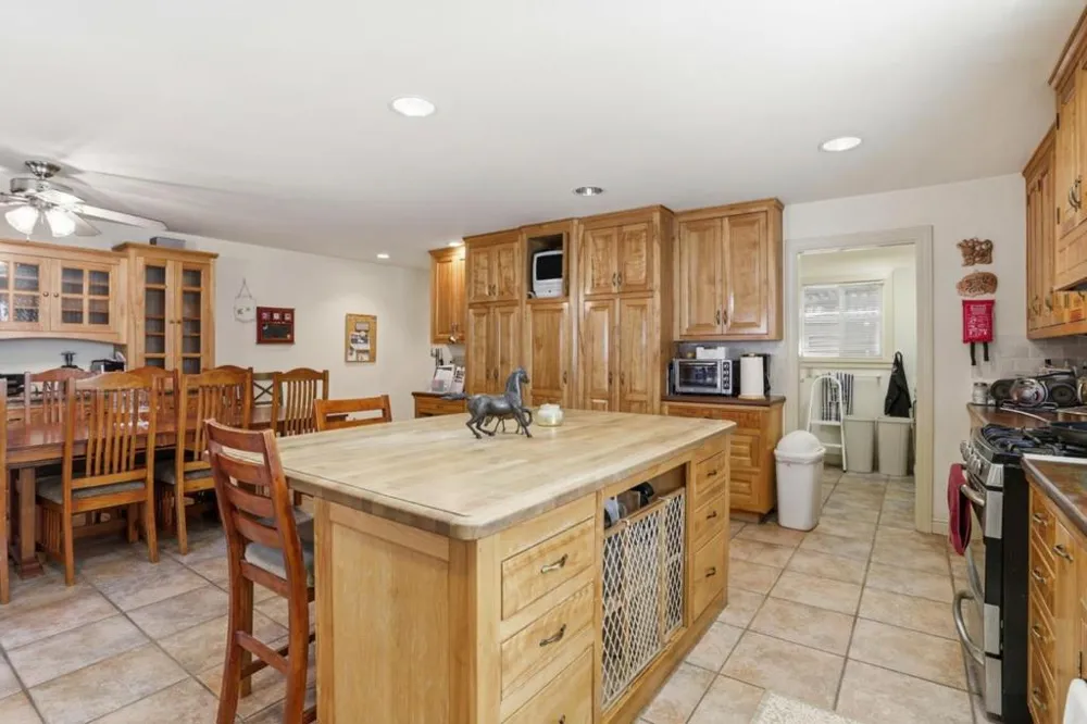 209 Hames Road Corralitos, CA 95076