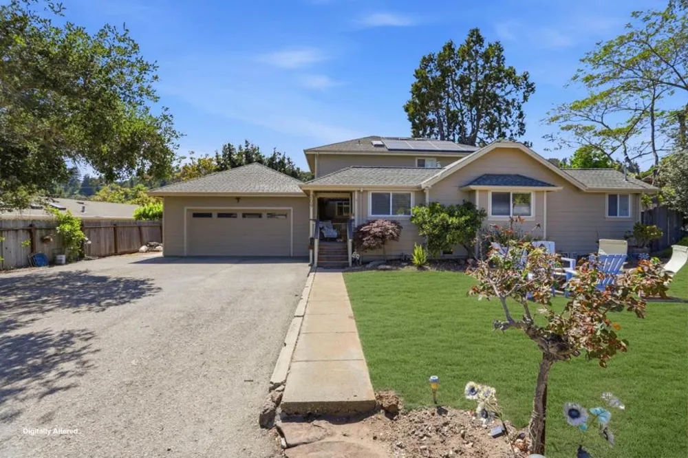 209 Hames Road Corralitos, CA 95076