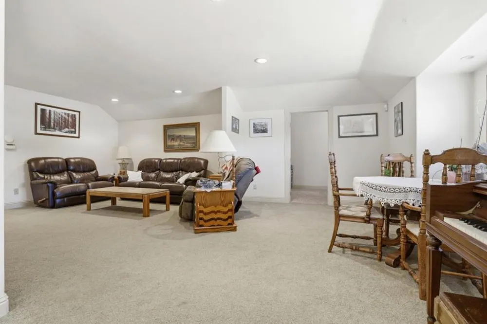 209 Hames Road Corralitos, CA 95076