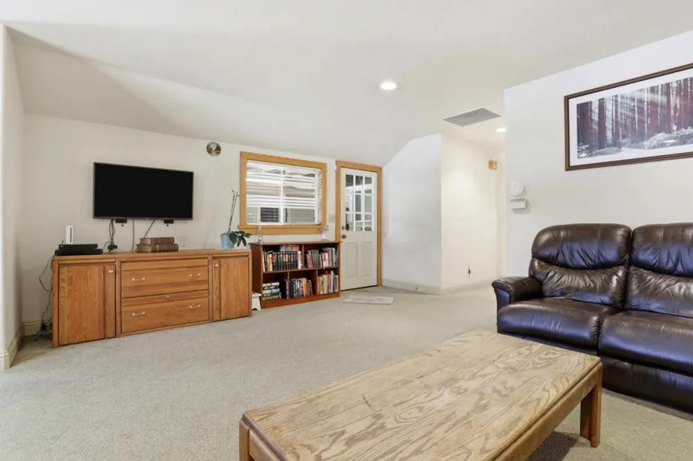 209 Hames Road Corralitos, CA 95076
