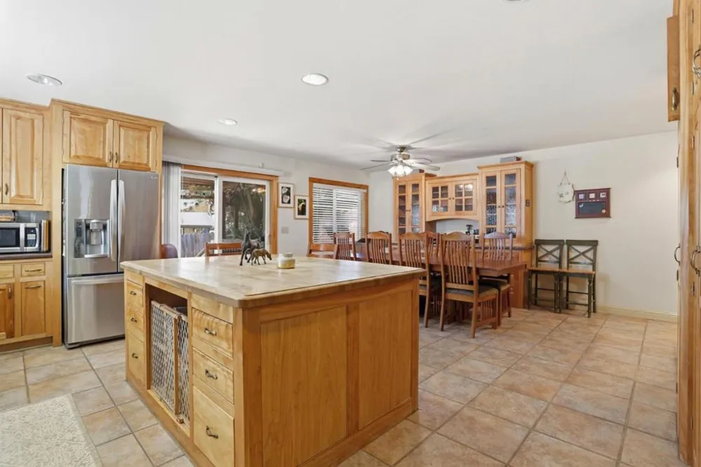 209 Hames Road Corralitos, CA 95076