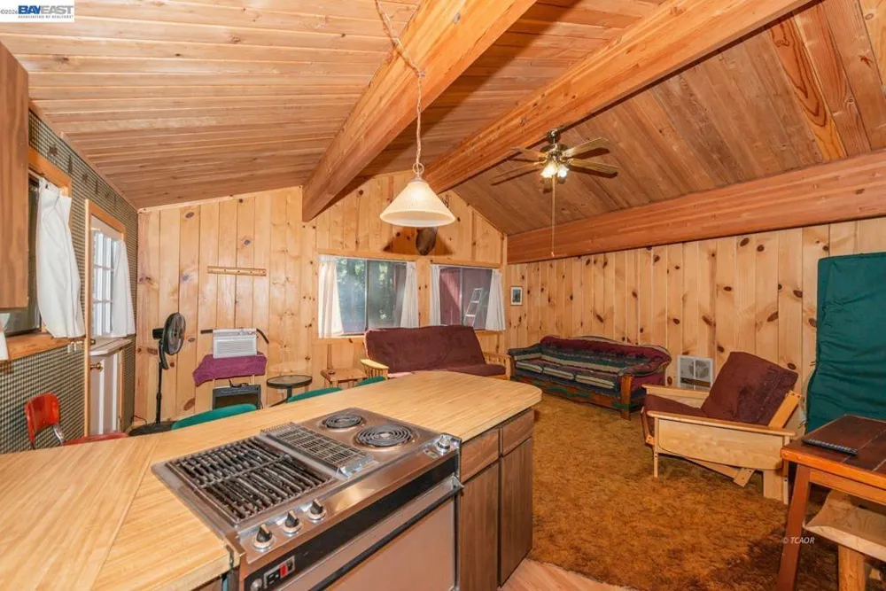 761 Lake Forest Dr. Trinity Center, CA 96091