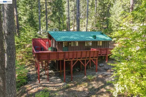 761 Lake Forest Dr.