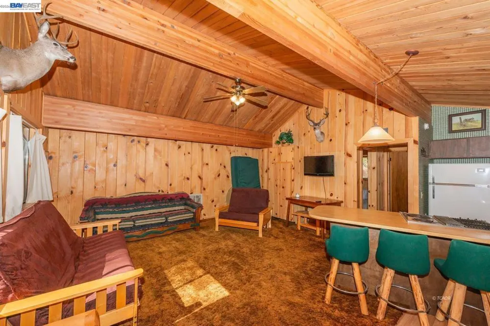 761 Lake Forest Dr. Trinity Center, CA 96091