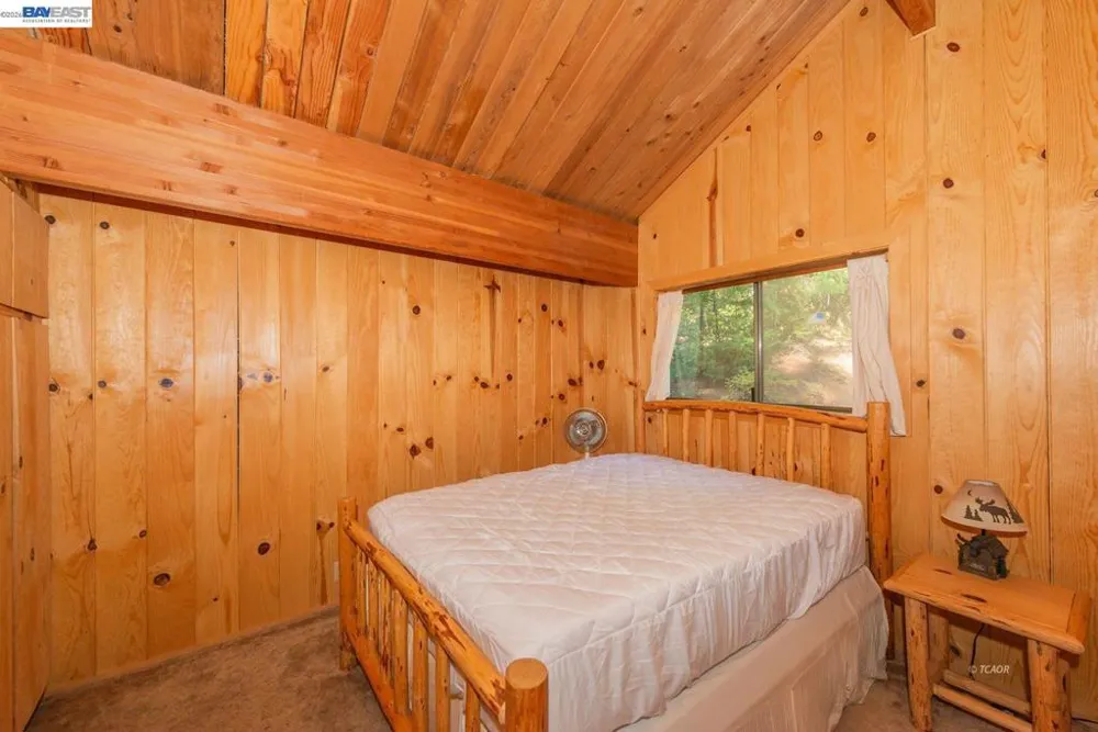 761 Lake Forest Dr. Trinity Center, CA 96091