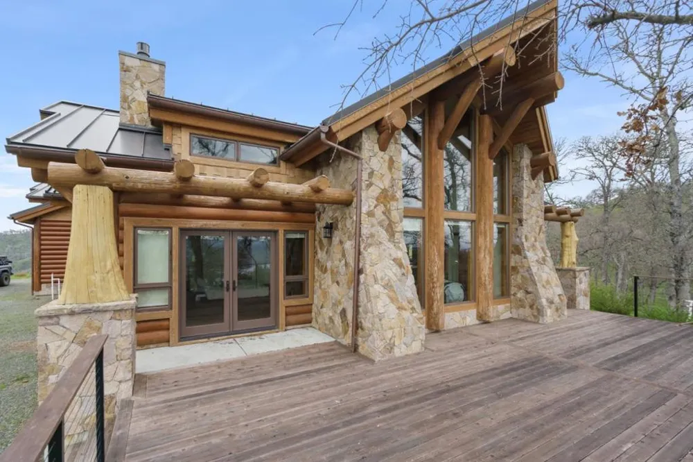 1525 Headlands Drive Napa, CA 94558