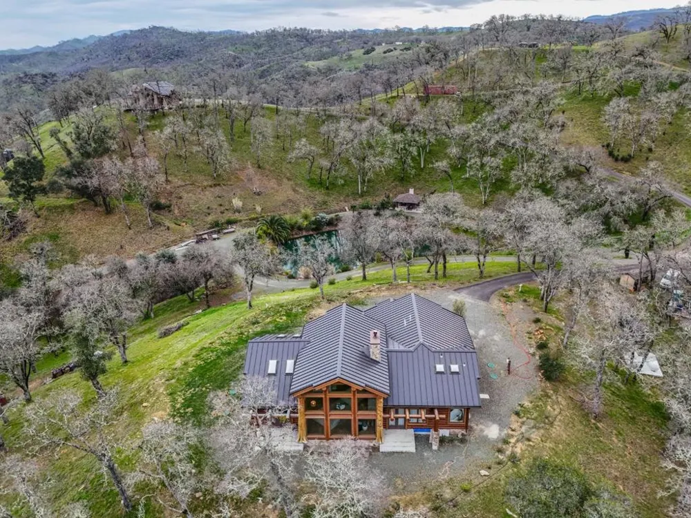 1525 Headlands Drive Napa, CA 94558