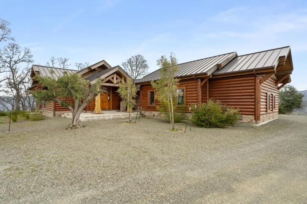 1525 Headlands Drive Napa, CA 94558
