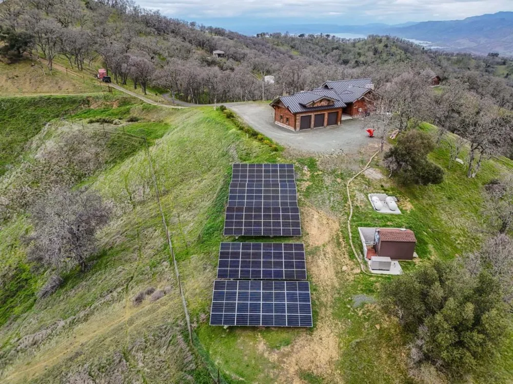 1525 Headlands Drive Napa, CA 94558