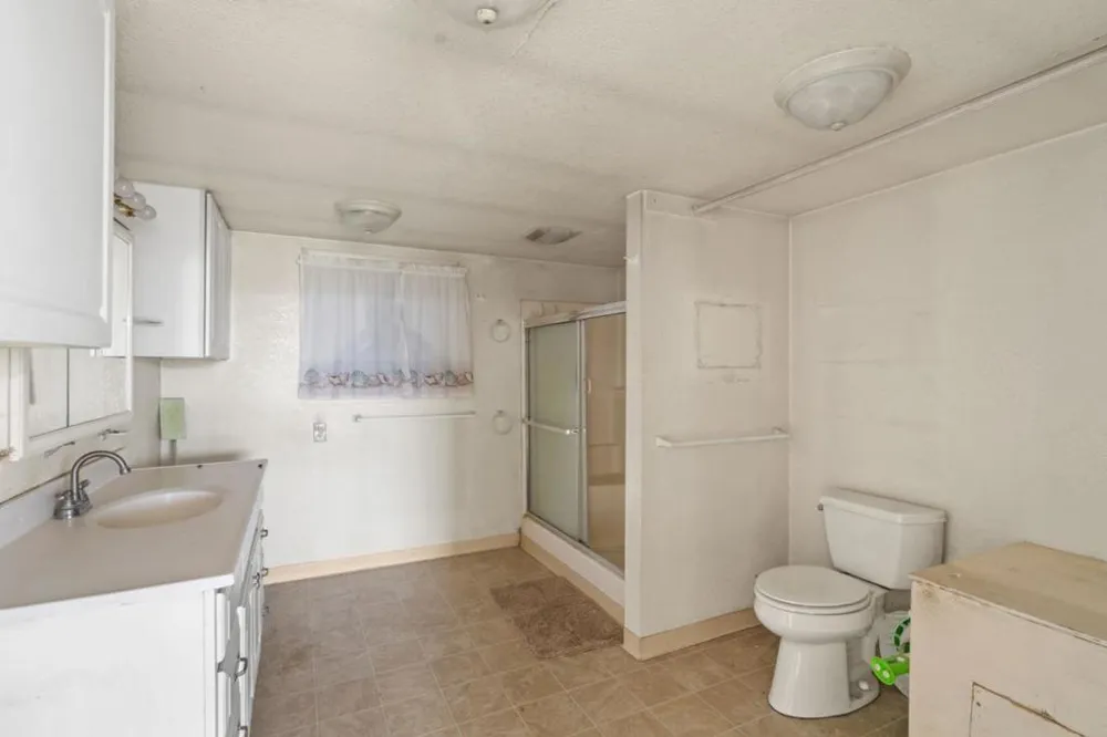 1525 Headlands Drive Napa, CA 94558