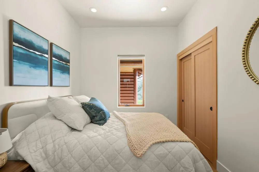 1525 Headlands Drive Napa, CA 94558