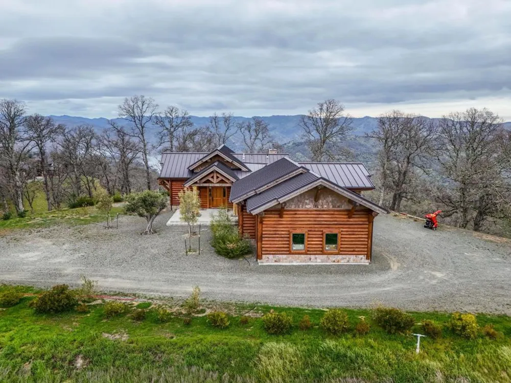 1525 Headlands Drive Napa, CA 94558