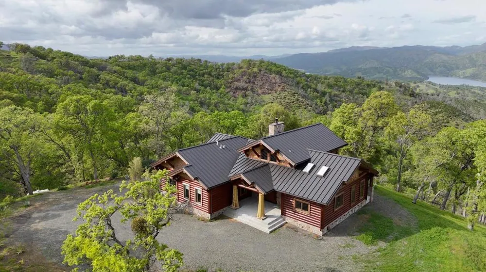 1525 Headlands Drive Napa, CA 94558