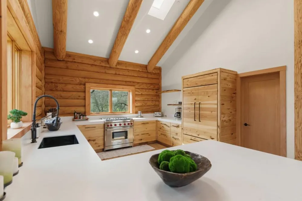 1525 Headlands Drive Napa, CA 94558