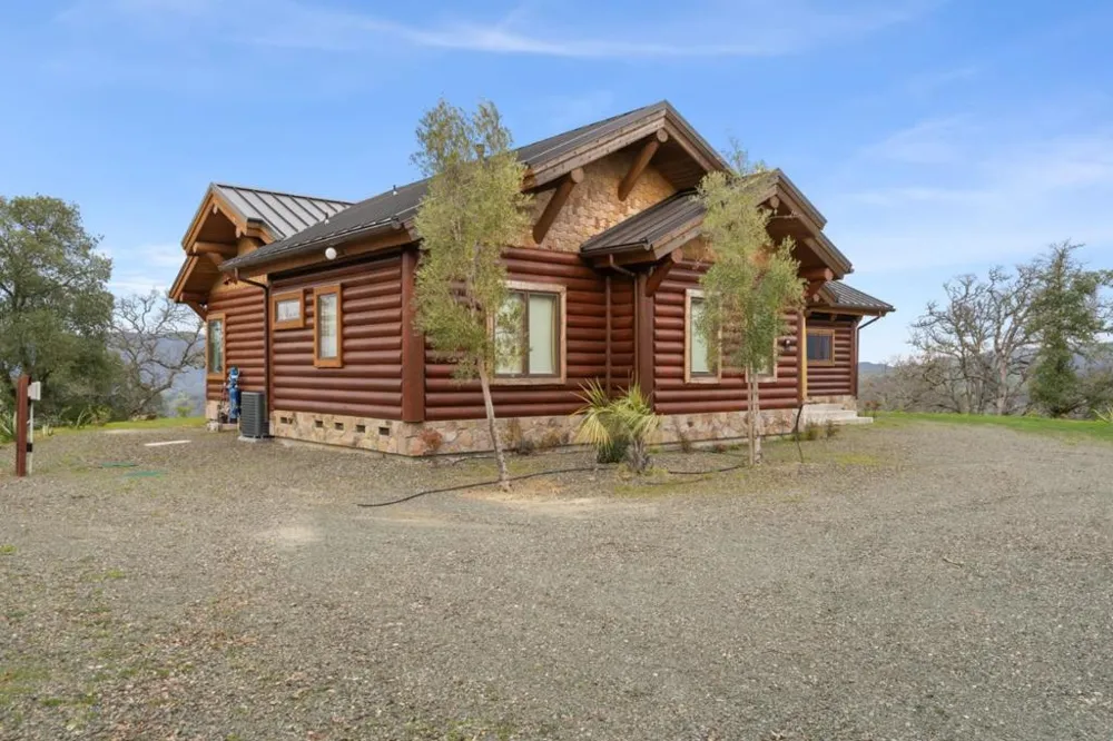 1525 Headlands Drive Napa, CA 94558
