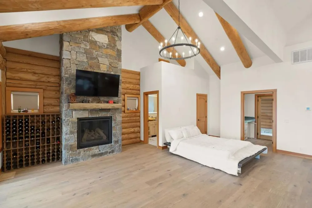 1525 Headlands Drive Napa, CA 94558