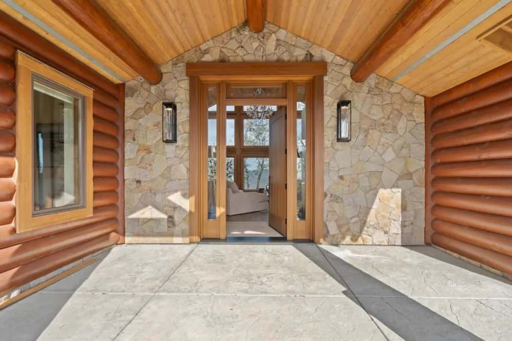 1525 Headlands Drive Napa, CA 94558