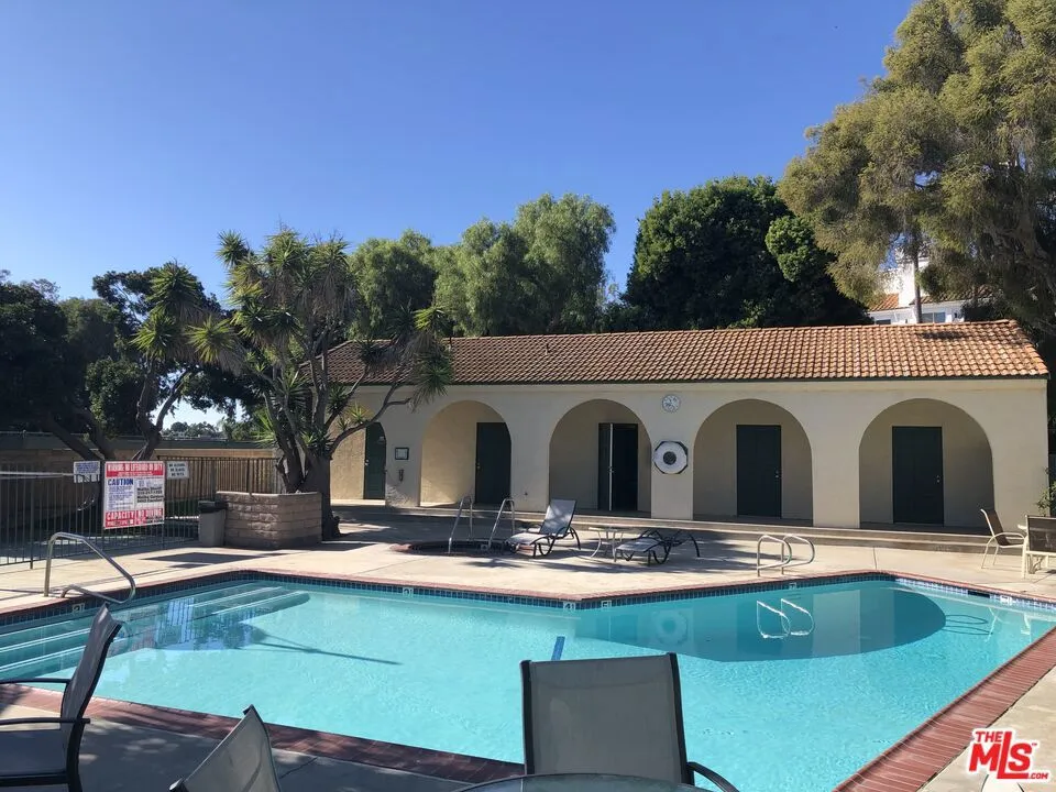 6468 Cavalleri Road Malibu, CA 90265
