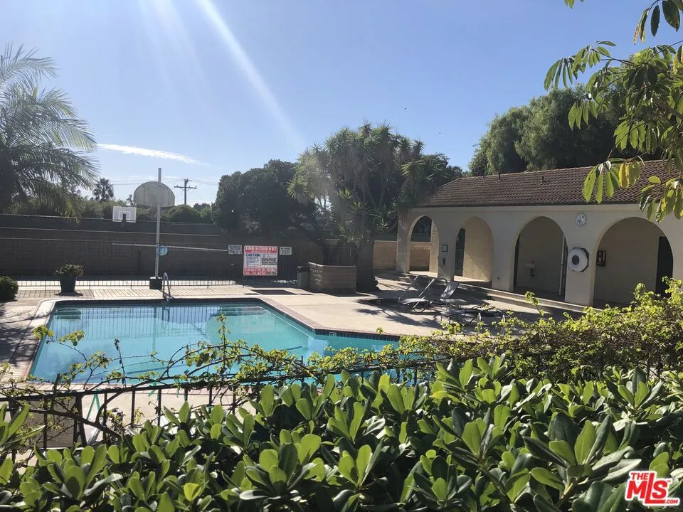 6468 Cavalleri Road Malibu, CA 90265