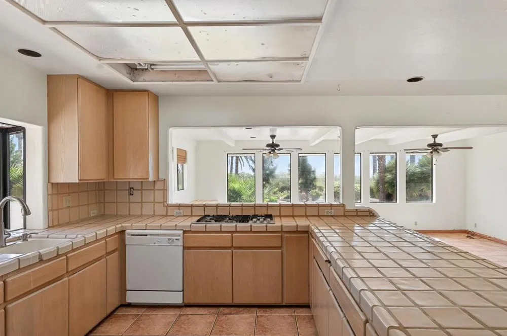 31021 Camphora Road Soledad, CA 93960