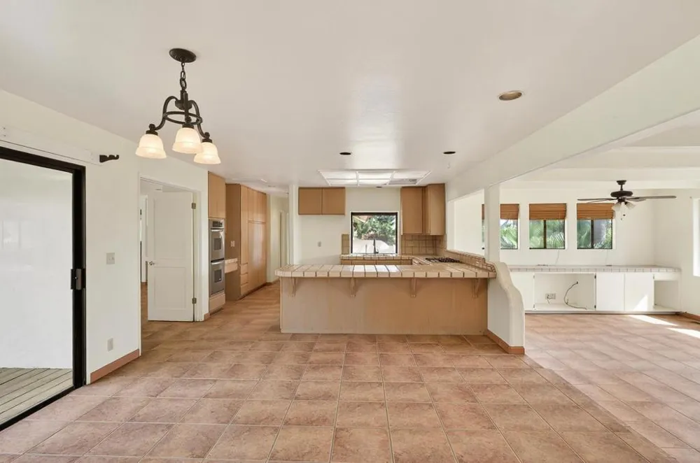 31021 Camphora Road Soledad, CA 93960
