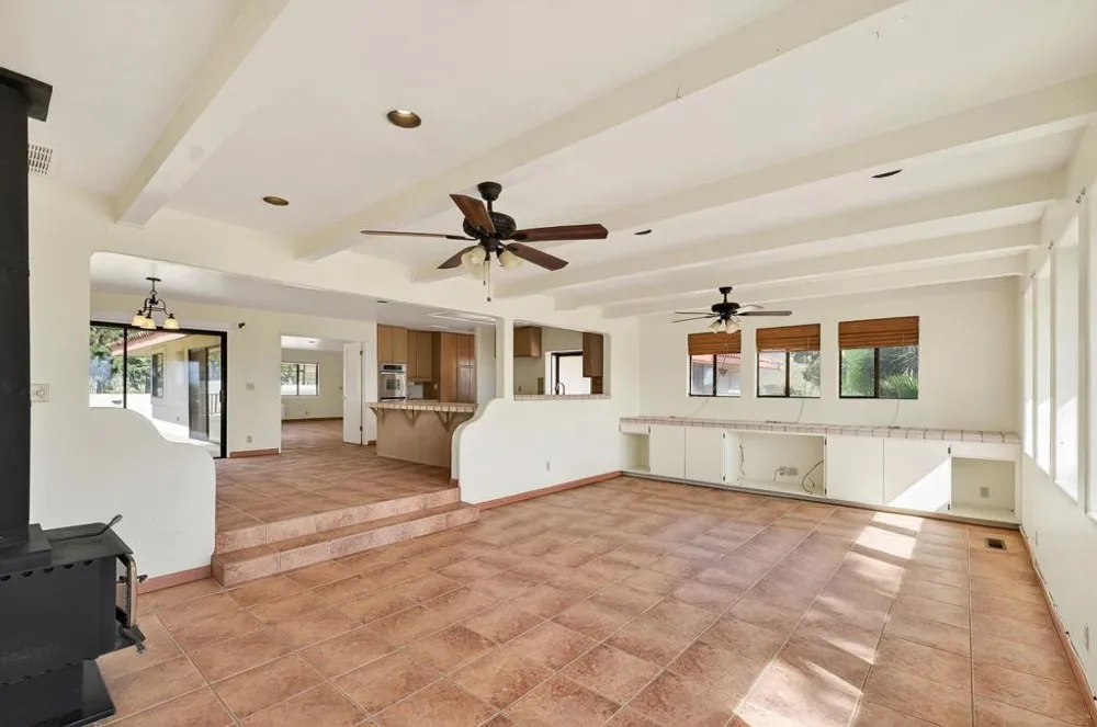 31021 Camphora Road Soledad, CA 93960
