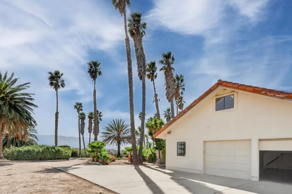 31021 Camphora Road Soledad, CA 93960