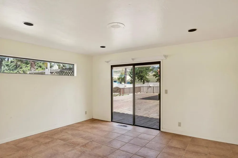 31021 Camphora Road Soledad, CA 93960