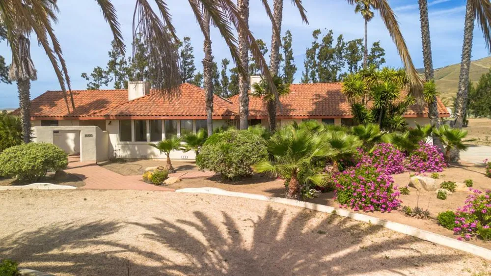 31021 Camphora Road Soledad, CA 93960