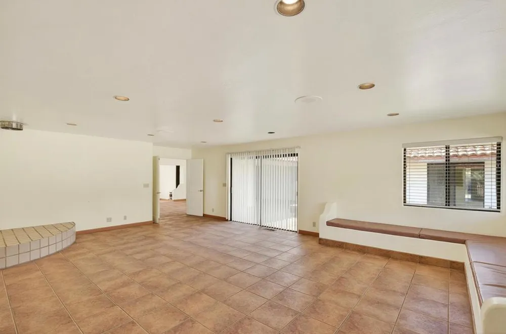 31021 Camphora Road Soledad, CA 93960