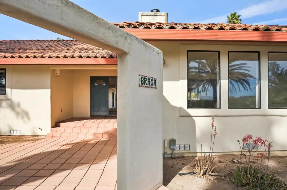 31021 Camphora Road Soledad, CA 93960