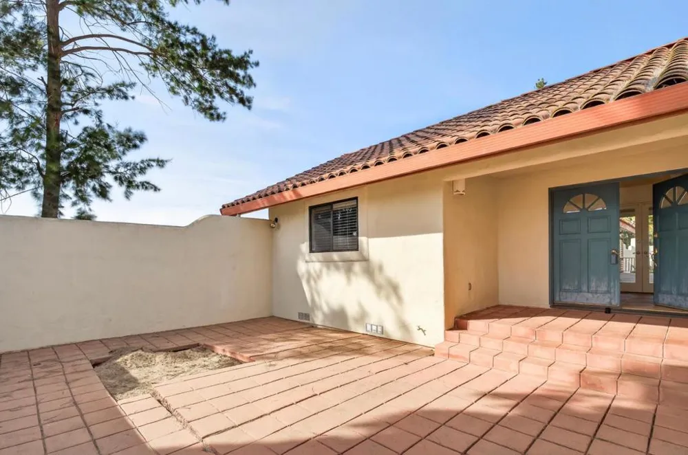 31021 Camphora Road Soledad, CA 93960