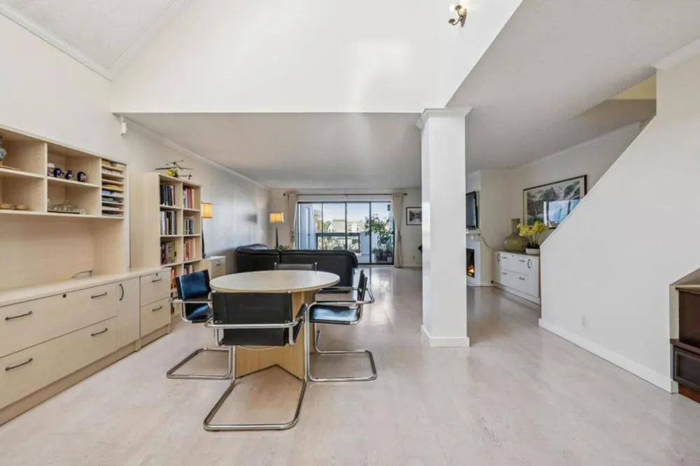 830 Balboa Foster City, CA 94404