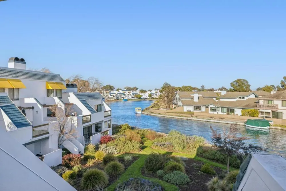 830 Balboa Foster City, CA 94404